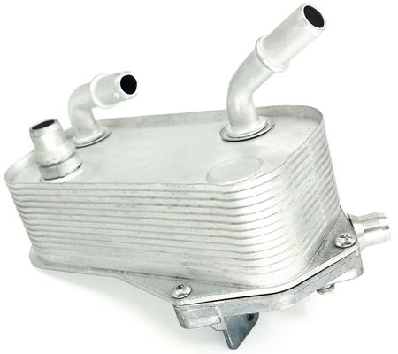 17217529499 Bộ phận động cơ BMW Máy làm mát dầu