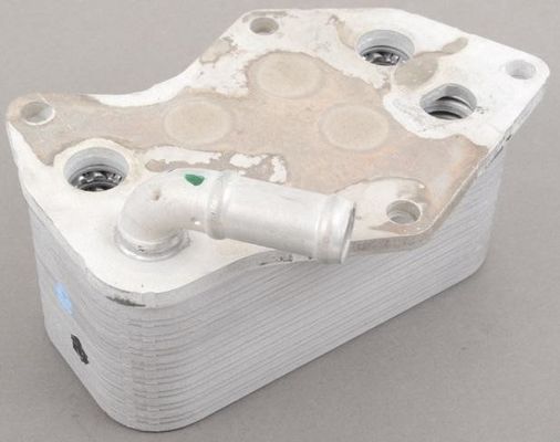 07K117021B Bộ phận động cơ Máy làm mát dầu