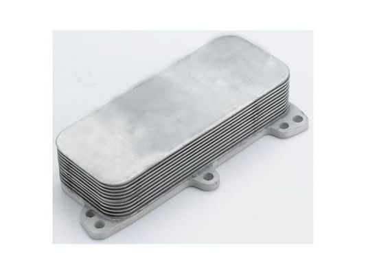 070117021D Bộ phận động cơ Máy làm mát dầu
