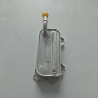 157100R011 Bộ phận động cơ Máy làm mát dầu cho LEXUS