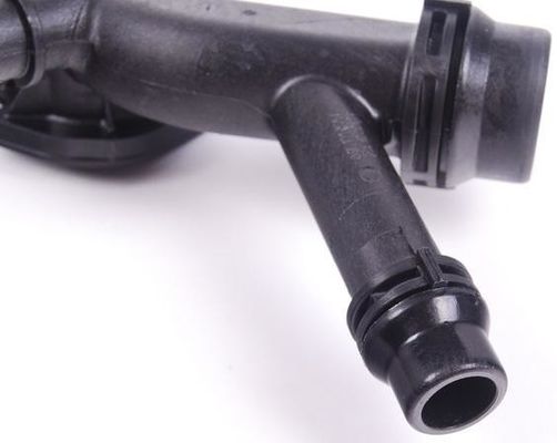 06E121045R Ống làm mát xe hơi chống ăn mòn và dễ cài đặt